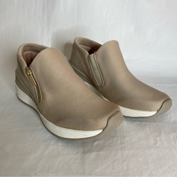 Ryka Guinevere Camel Brown Women's Ankle Boots Size 8W - Picture 7 of 8